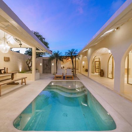 Villa Stella: 2Br Vibrant Mediterranean Oasis Canggu Exteriör bild