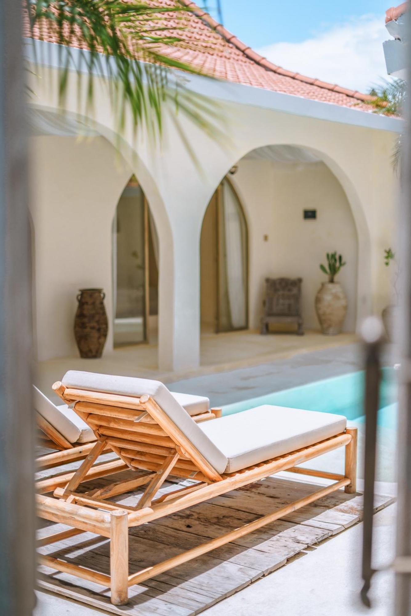 Villa Stella: 2Br Vibrant Mediterranean Oasis Canggu Exteriör bild