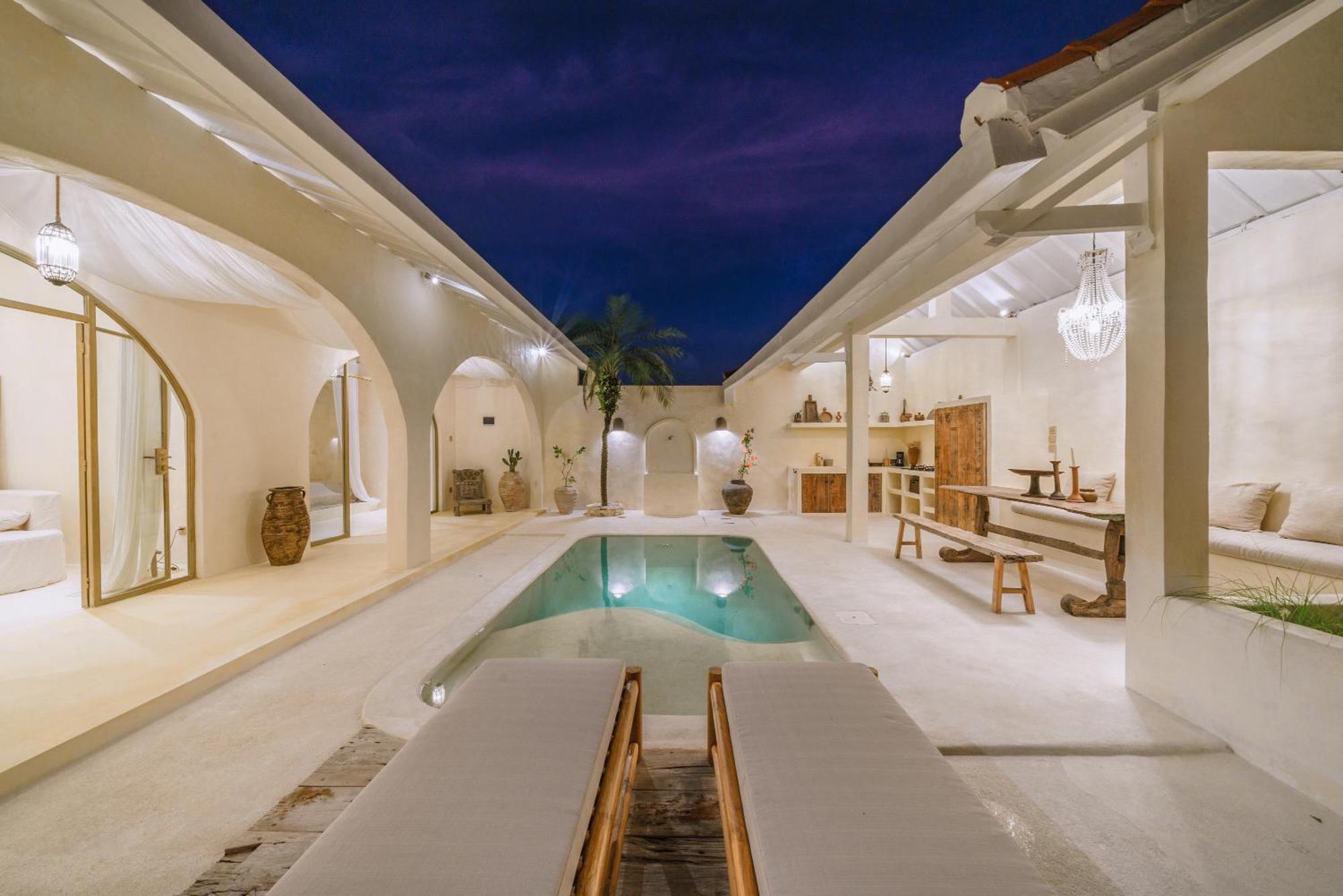 Villa Stella: 2Br Vibrant Mediterranean Oasis Canggu Exteriör bild