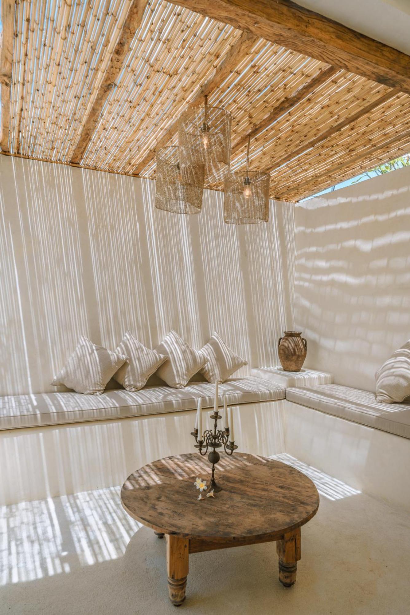 Villa Stella: 2Br Vibrant Mediterranean Oasis Canggu Exteriör bild